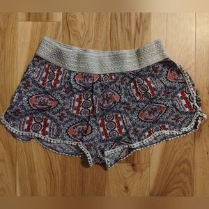 No Boundaries Bohemian style pattenered shorts women's size XL